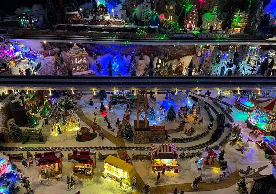 Village rex 2.jpg (316 KB)