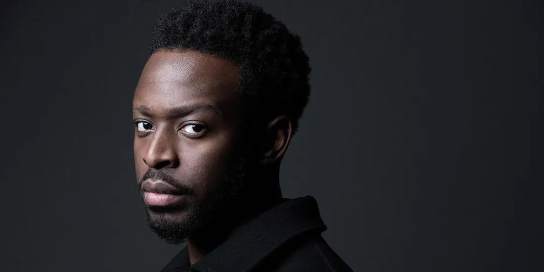 Dadju s'embrouille avec un spectateur en plein showcase, Booba réagit et le clash !