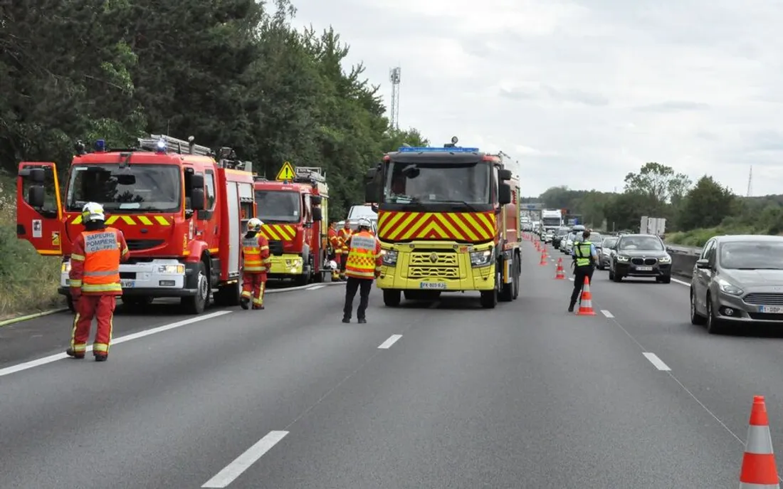 Des conducteurs verbalisés après avoir filmé un accident sur l'A1