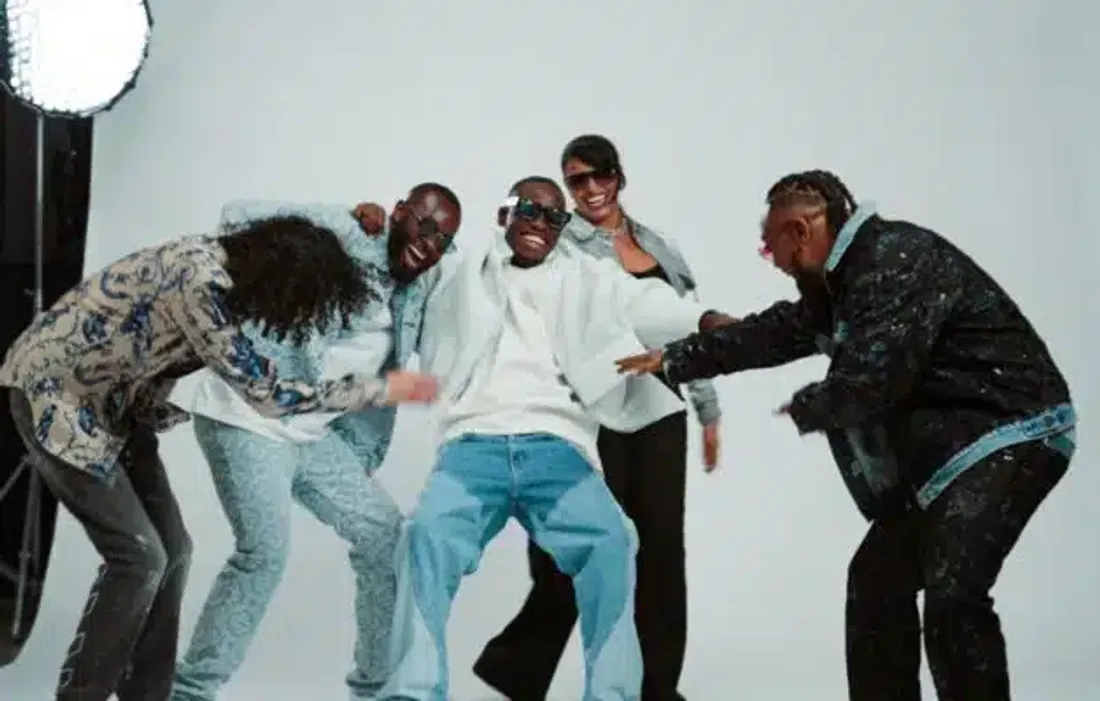 Guy2Bezbar, le visage des nouvelles baskets Crocs Echo Storm