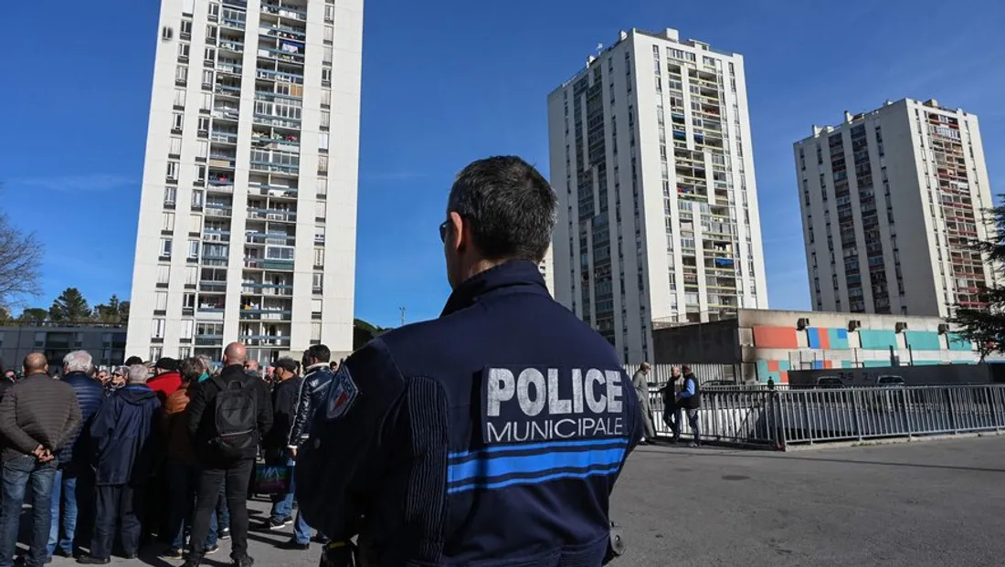 Un enfant de 10 ans tué dans une fusillade liée au trafic de drogue : ce que l'on sait