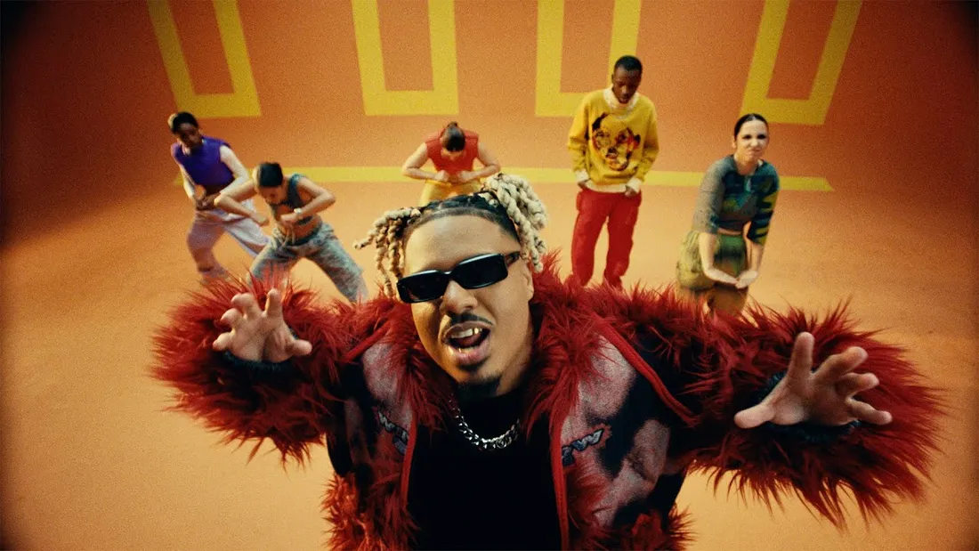 La rencontre incroyable entre Naza et un fan dans sa voiture 