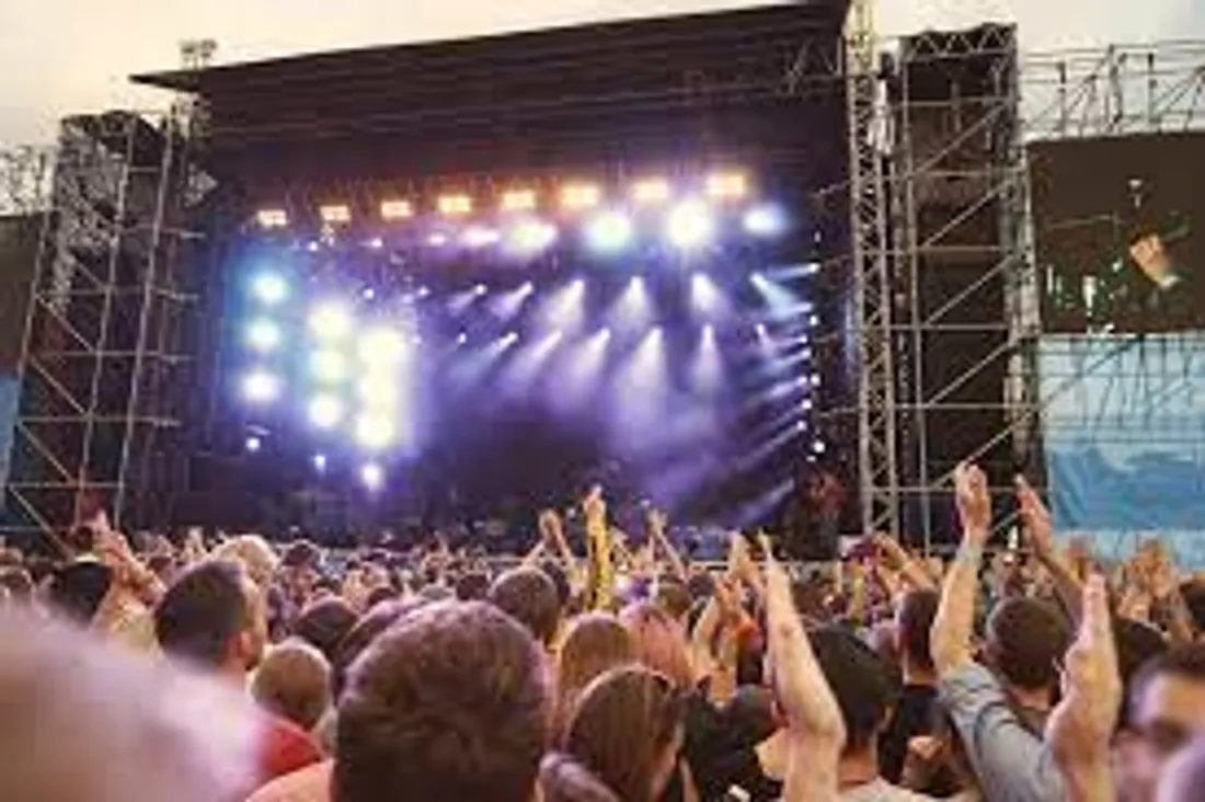 [ SOCIETE ] Déconfinement: Dernière restriction levée dès aujourd'hui