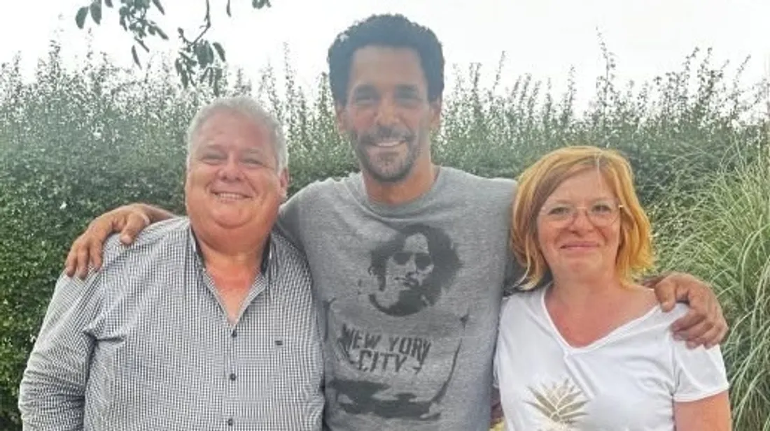 Tomer Sisley, Acteur,  Dampierre-sous-Brou, Les Volailles du Grimois