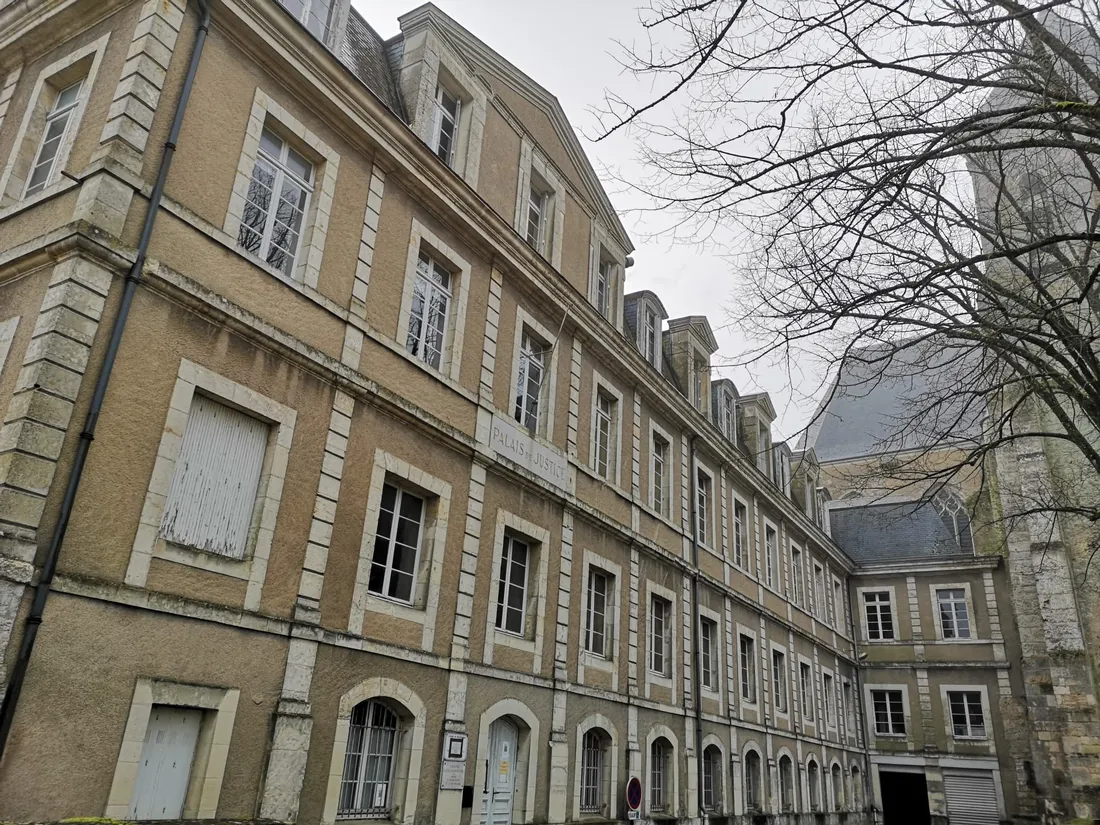 cio chateaudun ex palais de justice