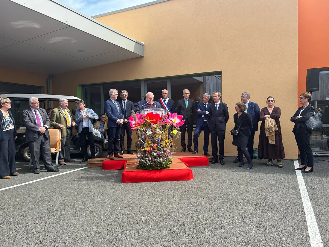 Groupe scolaire Claude Terouinard © Radio Intensité