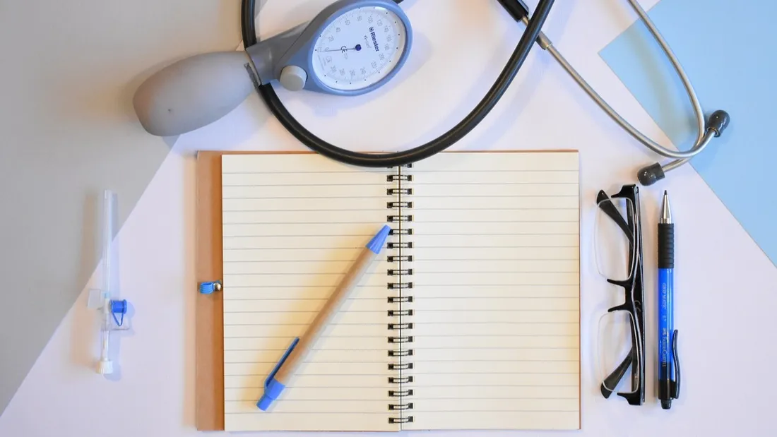 S’auto-déclarer en arrêt maladie sans passer par la case médecin, l’idée est lancée