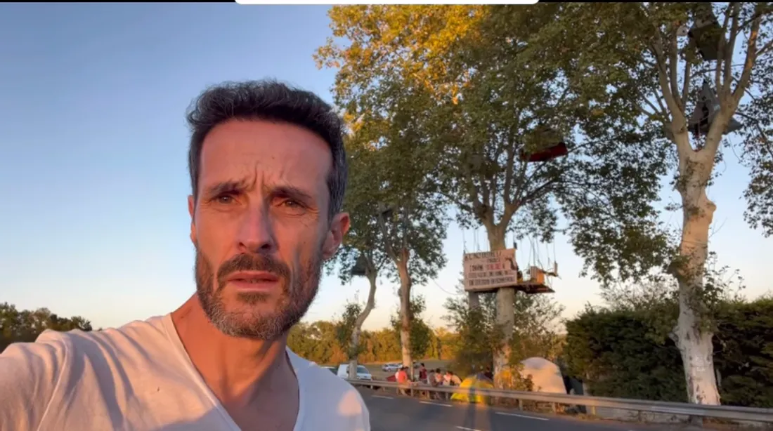 Thomas Brail, sur le tracé de l'autoroute A69