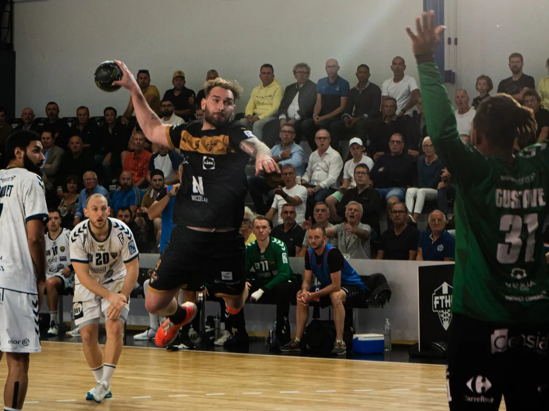 Yohan Fraisse lors de la victoire en quart de finale face à Pontault-Combault. 