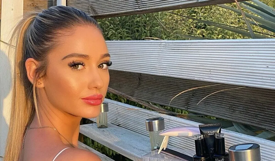 Éloïse Appelle face au cancer elle décide de réaliser ses rêves