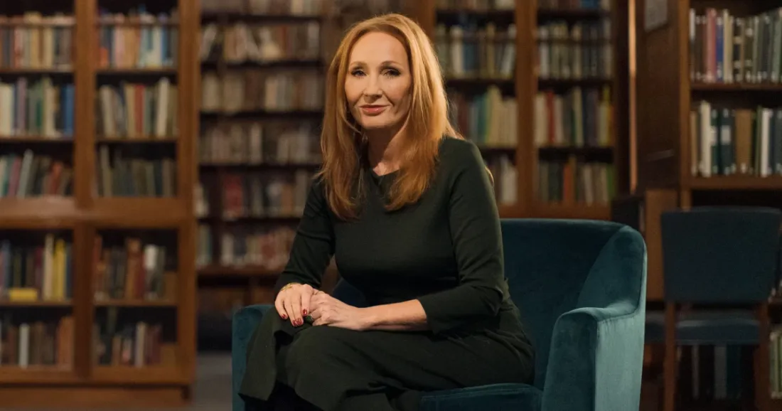 J.K. Rowling provoque l'indignation avec ses tweets controversés sur l'asexualité