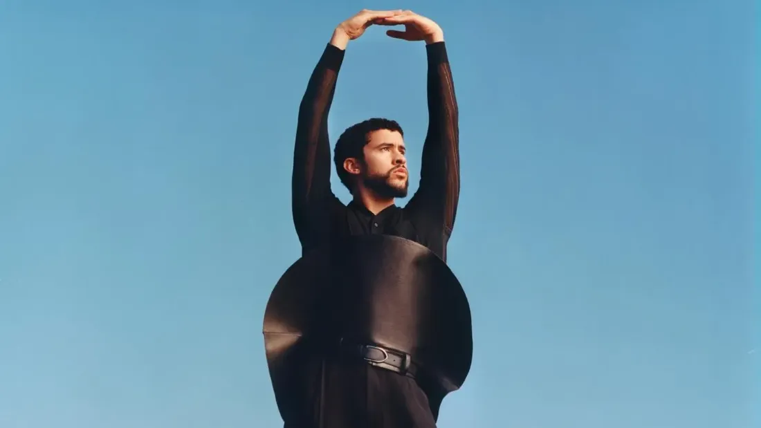 Quand Bad Bunny rencontre Jacquemus : l'art de la mode en campagne