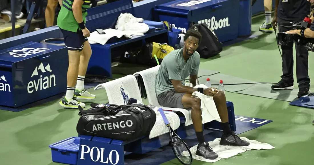 Gaël Monfils se plaint d'une forte odeur de cannabis sur le terrain ! [VIDÉO]