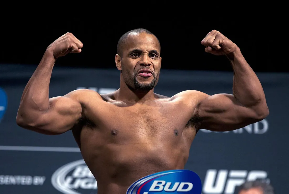 Daniel Cormier critique Cédric Doumbè