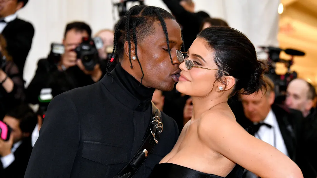 Kylie Jenner et Travis Scott : un an après sa naissance ils dévoilent leurs fils "Aire"