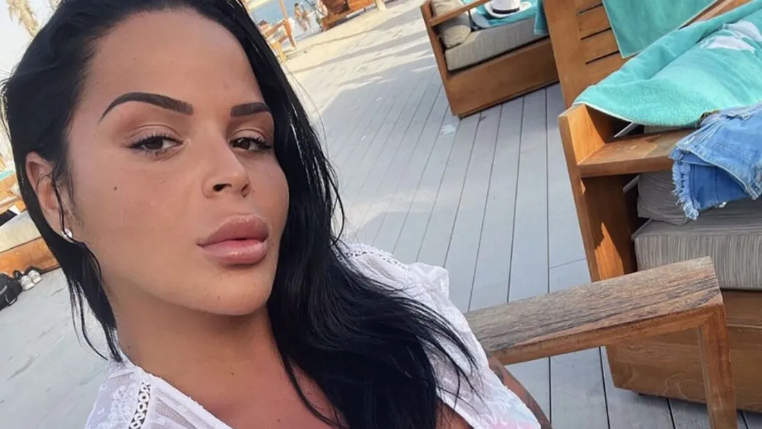 Sarah Fraisou se confie : comment la télé-réalité a gâché sa vie ?