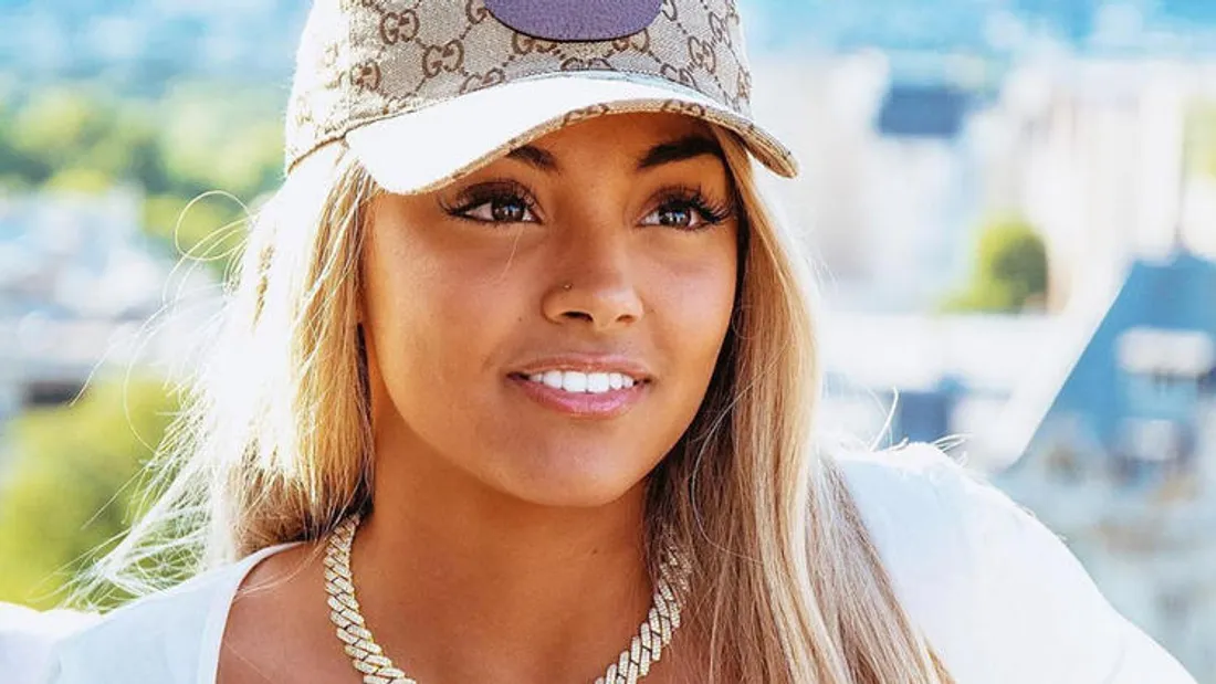 Wejdene se réinvente avec son nouvel EP « W » : un virage R&B à découvrir !