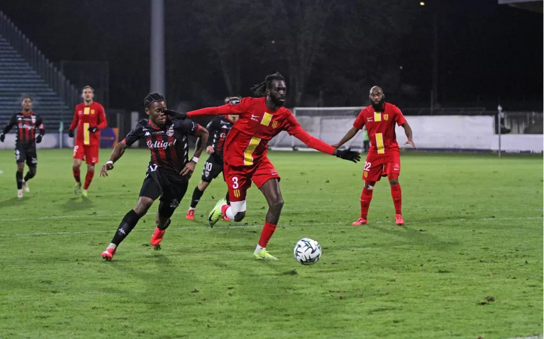 Martigues chute à Guingamp et voit les barrages se rapprocher 