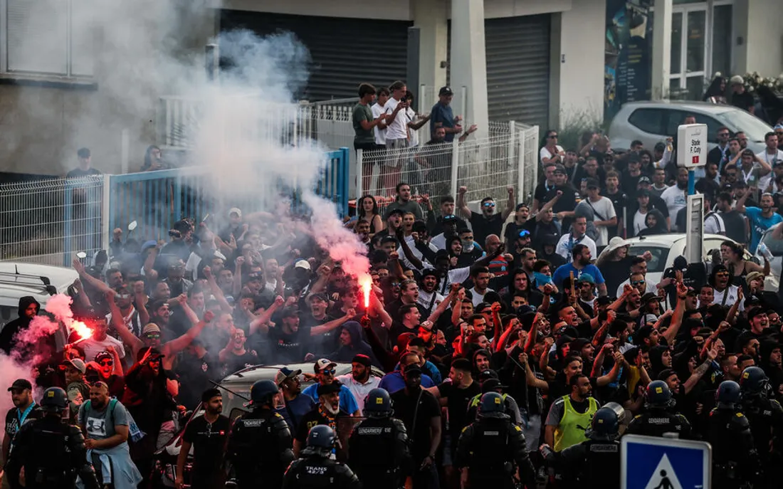 Match sous tension à Auxerre : Violences et blessés avant le choc AJ Auxerre - Olympique de Marseill