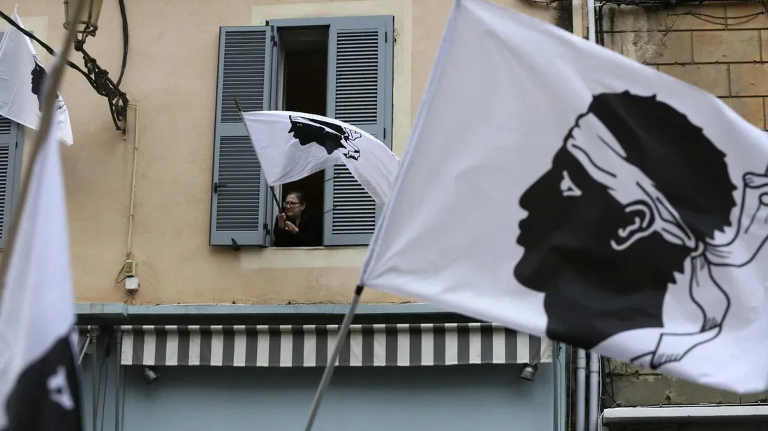 [ POLITIQUE - FRANCE ] La Corse bientôt indépendante ? Gérald Darmanin avance sur le dossier