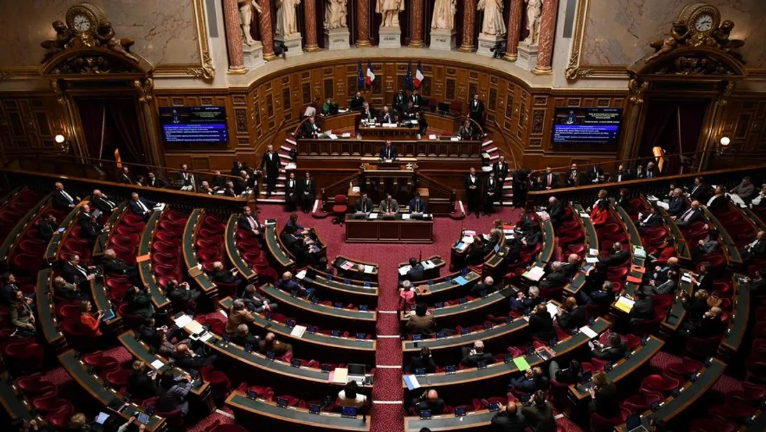 [ GREVE ] Réforme des retraites: L'Etat valide l'article 2, les syndicats montent au créneau