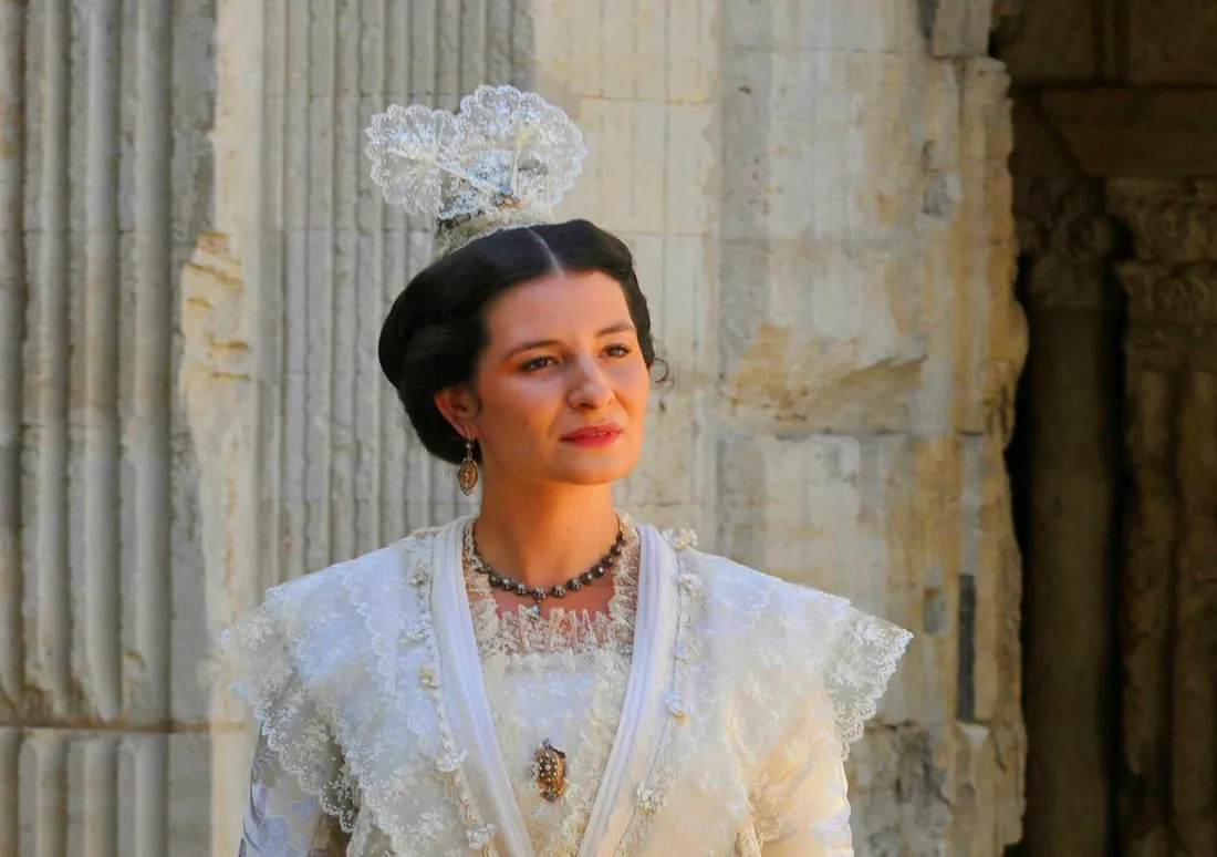 [ POLITIQUE - CAMARGUE ] Camille Hoteman, actuelle reine d'Arles se lance en politique