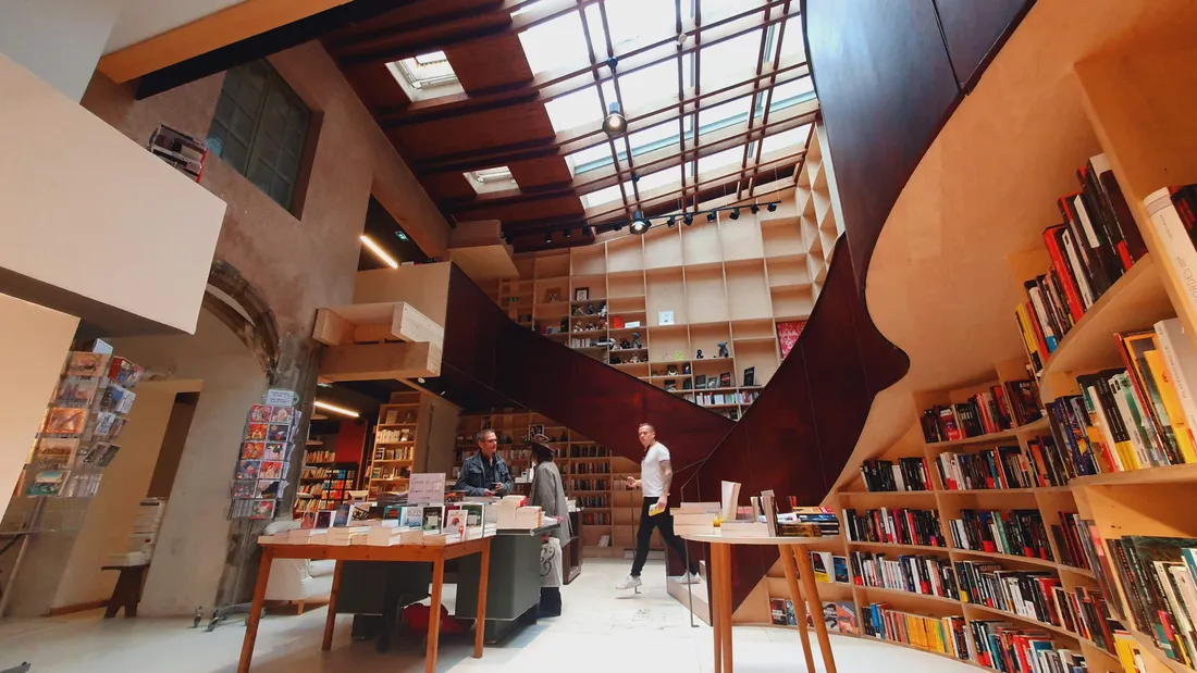 librairie l'esperluète