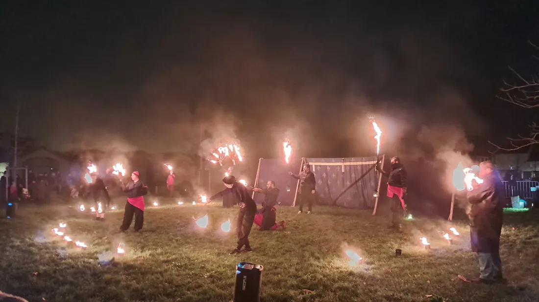 Spectacle de feu par les Amis du Château