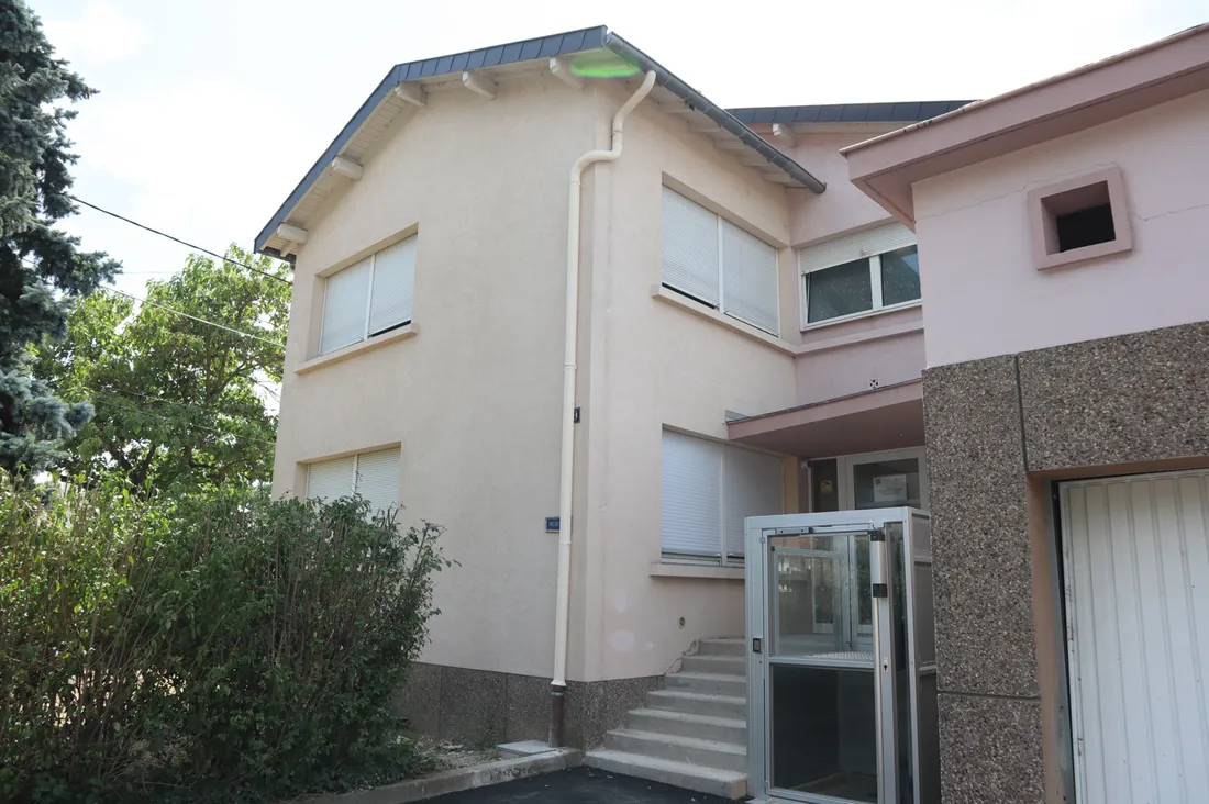 La nouvelle maison d'assistantes maternelles au Sablon / Joscelyn Lapart