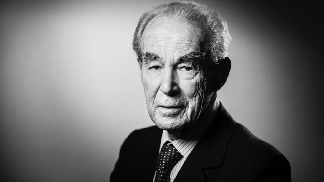 L'ancien ministre Robert Badinter est décédé.