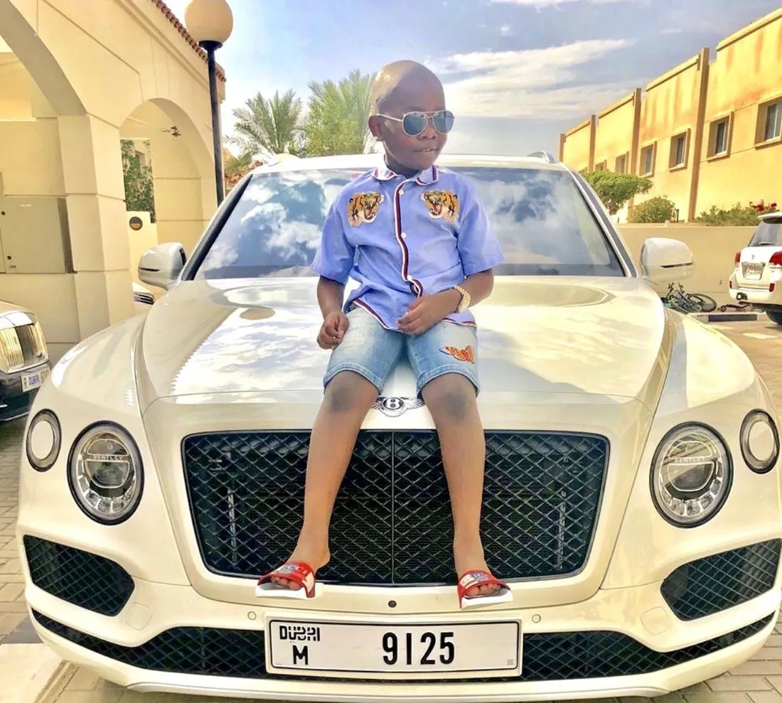 Mompha Jr est le plus jeune milliardaire du monde