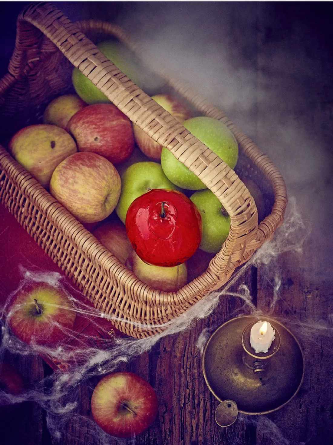 "Les pâtisseries enchantées" : 33 recettes pour réaliser les desserts de vos Disney préférés 