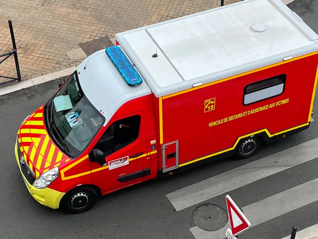 Un véhicule du SDIS 33