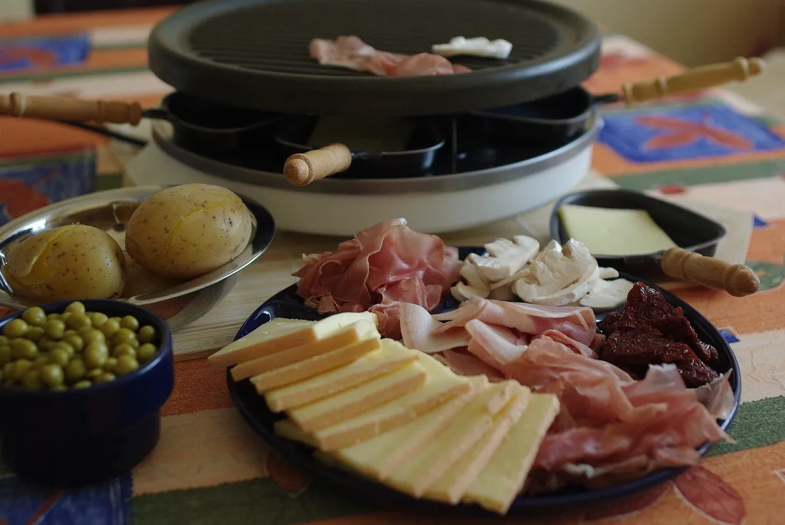 Participer au concours du plus gros mangeur de raclette, ça vous tente ?