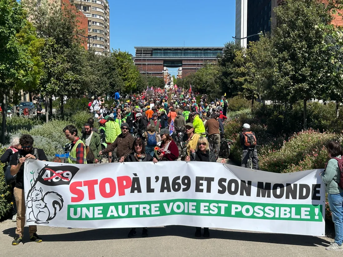 Le cortège toulousain contre l'autoroute A69 ce dimanche