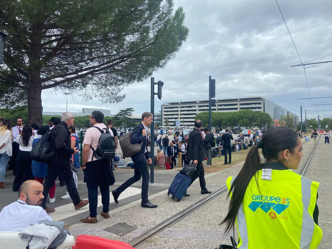 Aeroport Toulouse Blagnac évacué