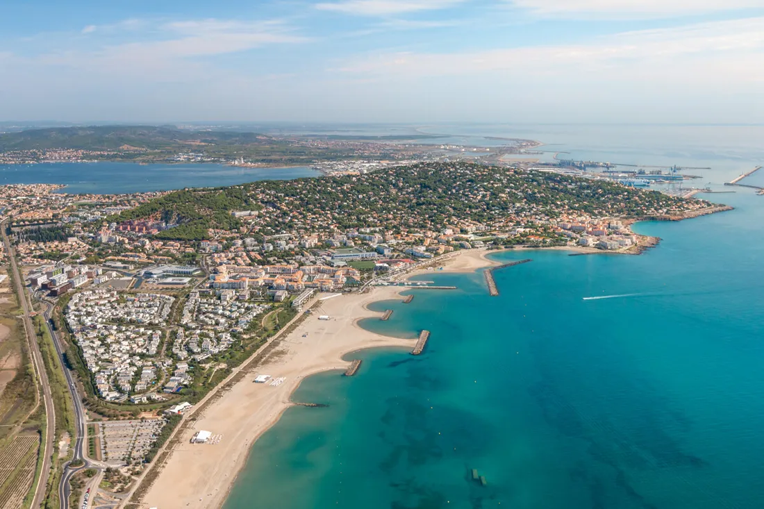 "Archipel de Thau" regroupe 14 communes.