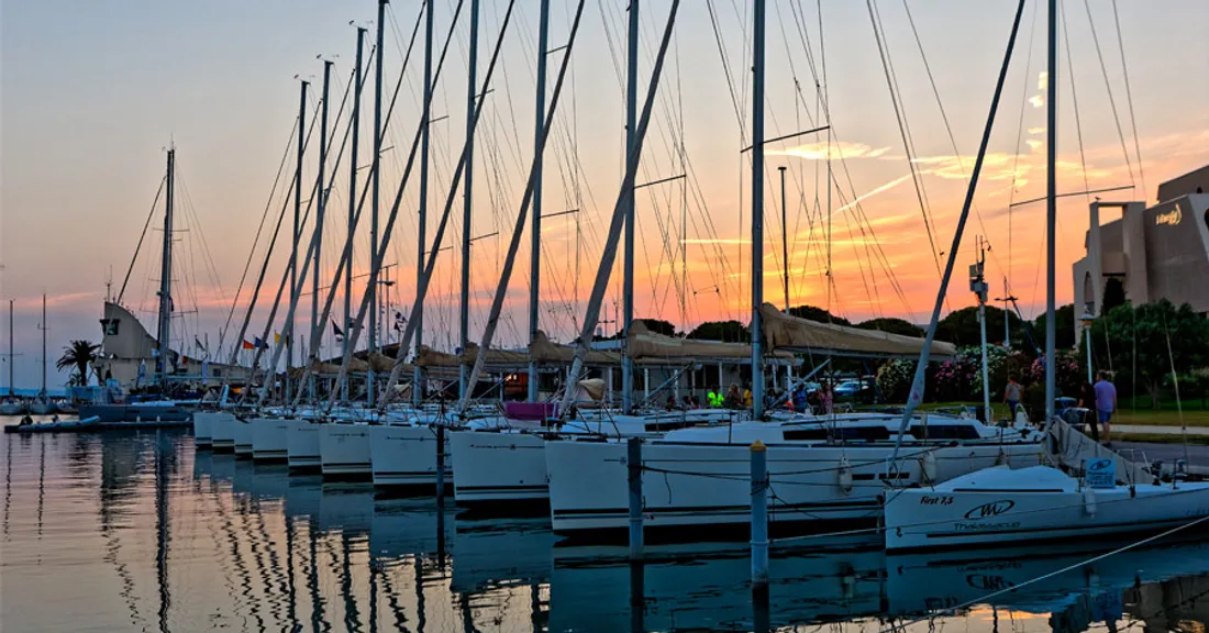 Le port de plaisance de Port-Camargue.