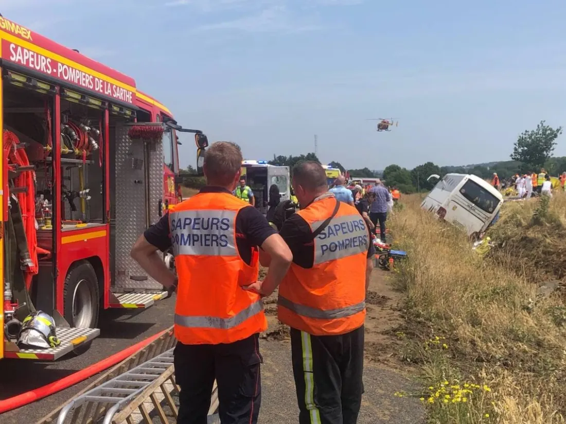 Accident mortel sur l’A81 : quatre morts, onze blessés graves