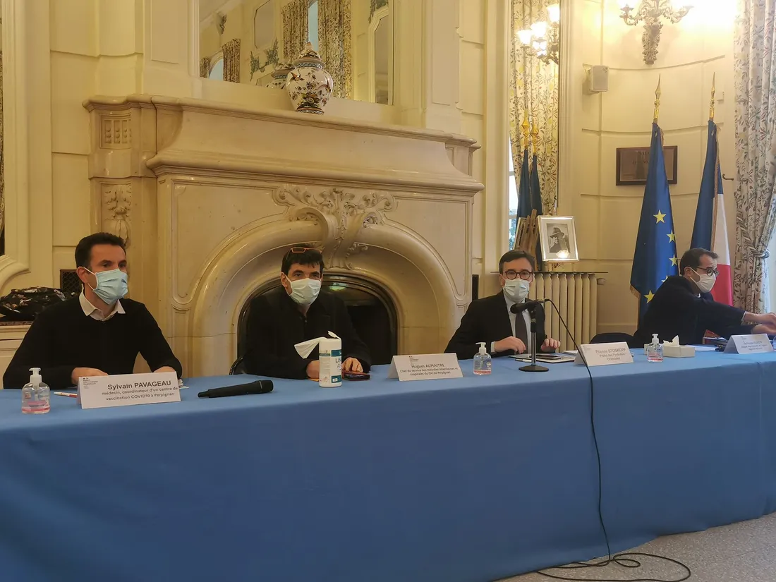 Point presse vaccination COVID-19