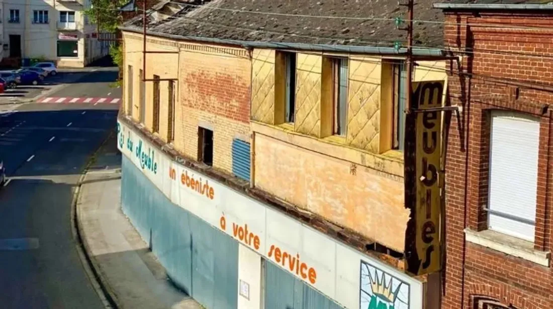 L'ancien magasin de meubles