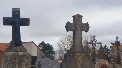 Maire pendant près de 20 ans à fontaine-la-Guyon