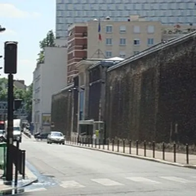 Deux députés interdits de visite à Nicolas Sarkozy à la prison de...