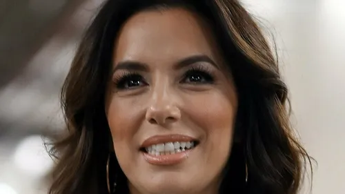 Eva Longoria va diriger Kim Kardashian dans une comédie 