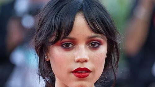 Jenna Ortega a adoré travailler avec Lady Gaga