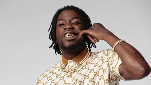 Gazo sous le feu des critiques après une performance chaotique à...