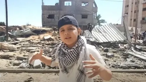 Un enfant palestinien reprend du Eminem pour appeler à la paix [VIDÉO]