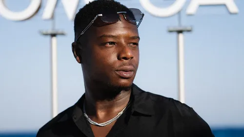 Ninho donne son avis sur l'affaire Nahel : « c’est mon rôle de...