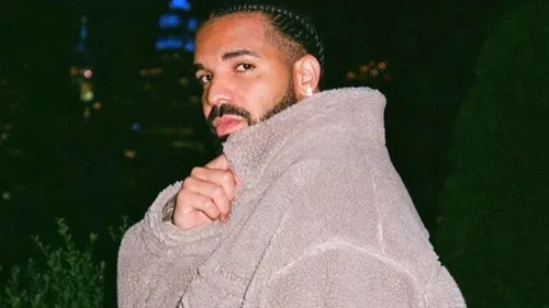 Le rappeur Drake arrêté par la police et placé en détention ? (vidéo)