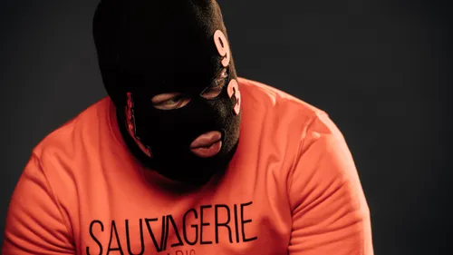 Kalash Criminel : les punchlines de son nouvel album "Bon Courage"...